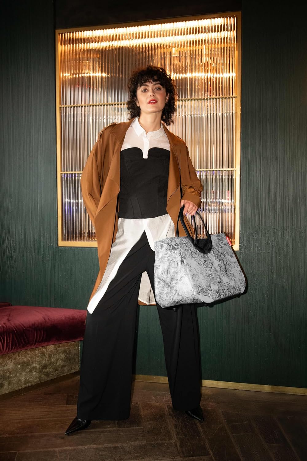 reisenthel Loopshopper L - Sturdy Bag with Practical Compartments Made from Recycled PET Bottles - Charming and Water-Repellent Design Gold, Mesh black., L