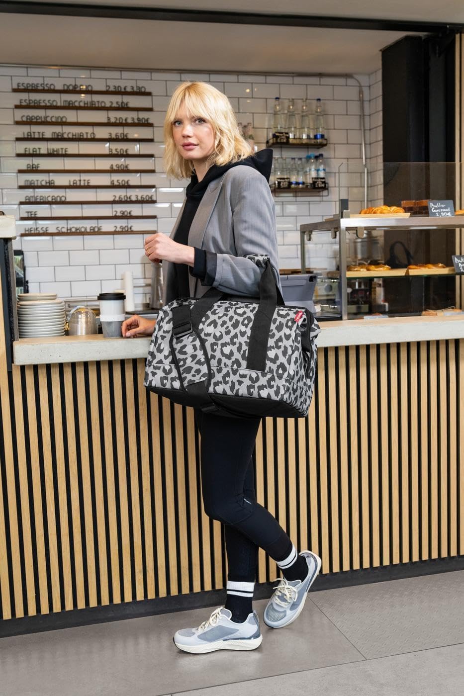 reisenthel Allrounder L - Versatile Doctor's Bag for Travel, Work or Leisure - With Functional Stylish Design, Herringbone Mocha, One Size, Modern