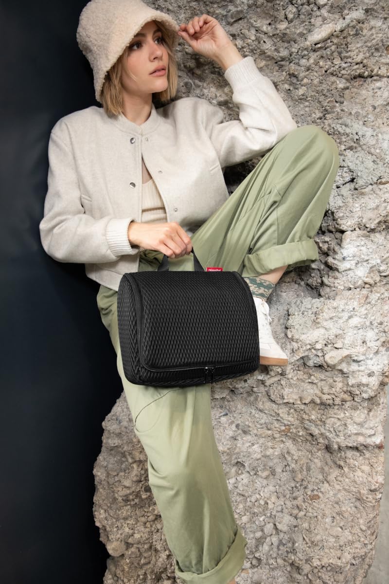 reisenthel Toiletbag XL Practical Toiletry Bag with Hook, Water-Repellent Material, Mesh black., 28 cm, Cosmetic bag