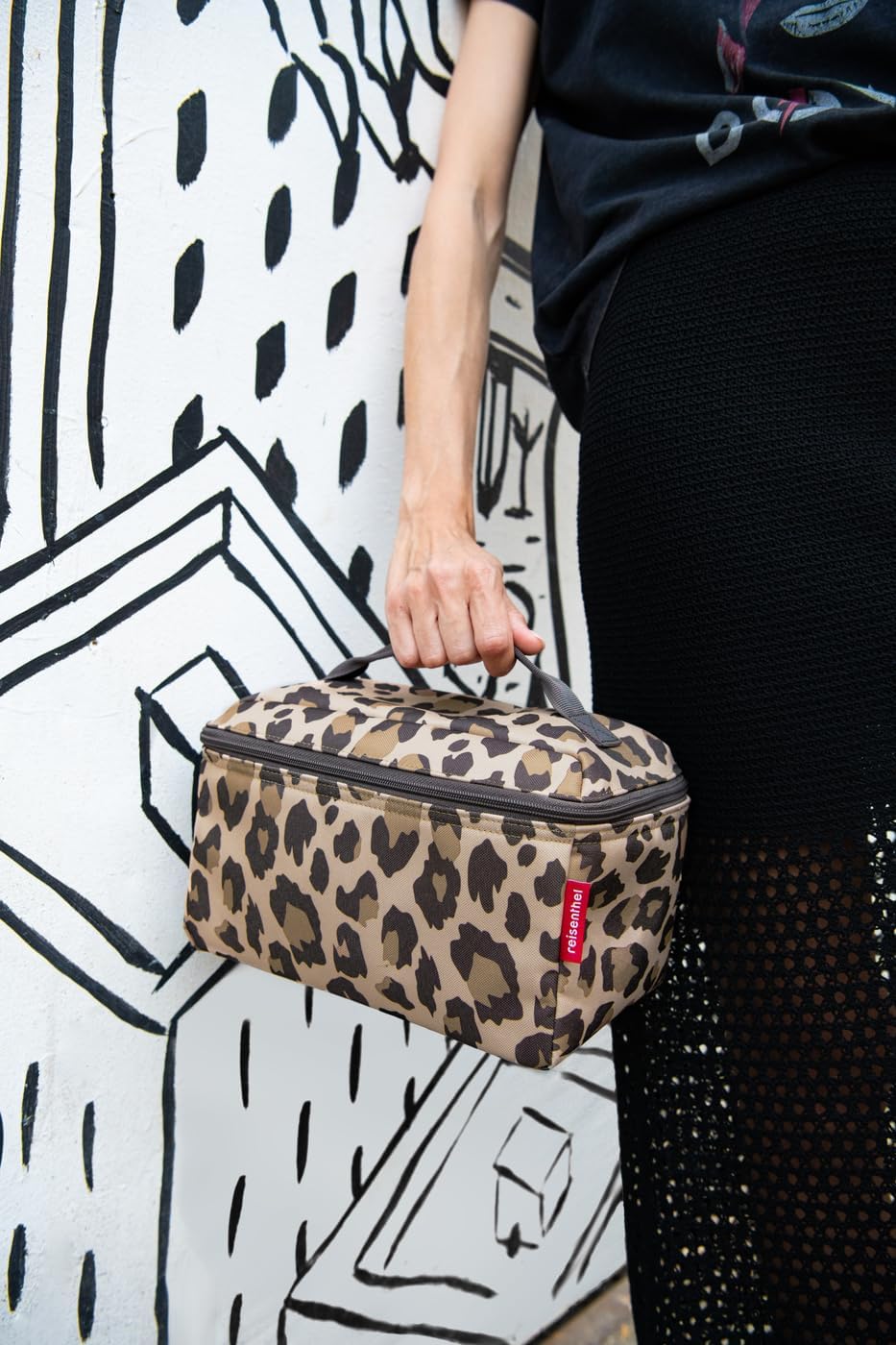 reisenthel beautycase glossy dots black - square toiletry bag, luggage organizer, cosmetic bag