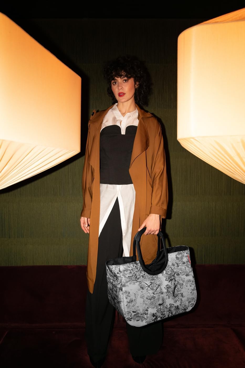 reisenthel Loopshopper L - Sturdy Bag with Practical Compartments Made from Recycled PET Bottles - Charming and Water-Repellent Design Gold, Mesh black., L