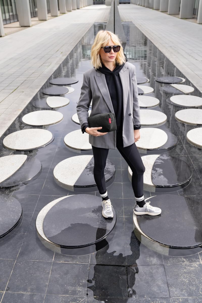 reisenthel Extralite Cosmetic – Extra Light Cosmetic Bag, Make-Up Bag, Toiletry Bag